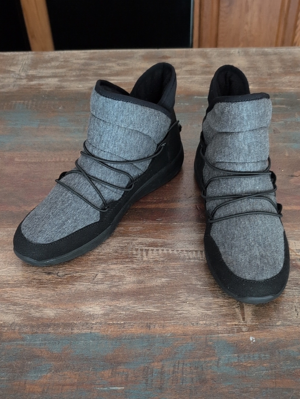 Sperry Top-Sider Gray & Black Rio Vail Booties Bungee Cross Lace - Women's 9